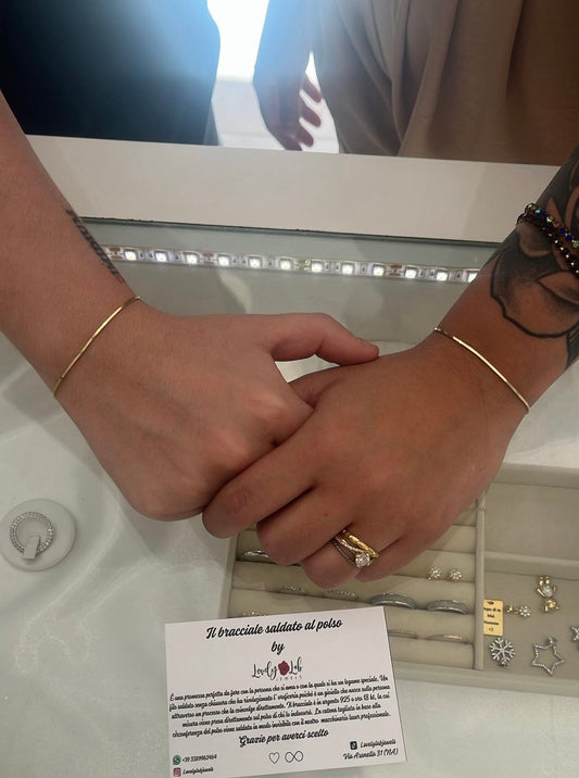 Bracciale saldato al polso mod snake